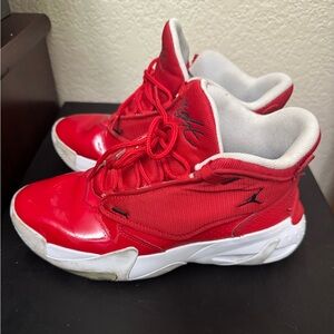 Air Jordan Max Aura 4 Sz 6.5Y